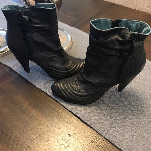 Vintage boots Size 9 - Picture 3 of 3